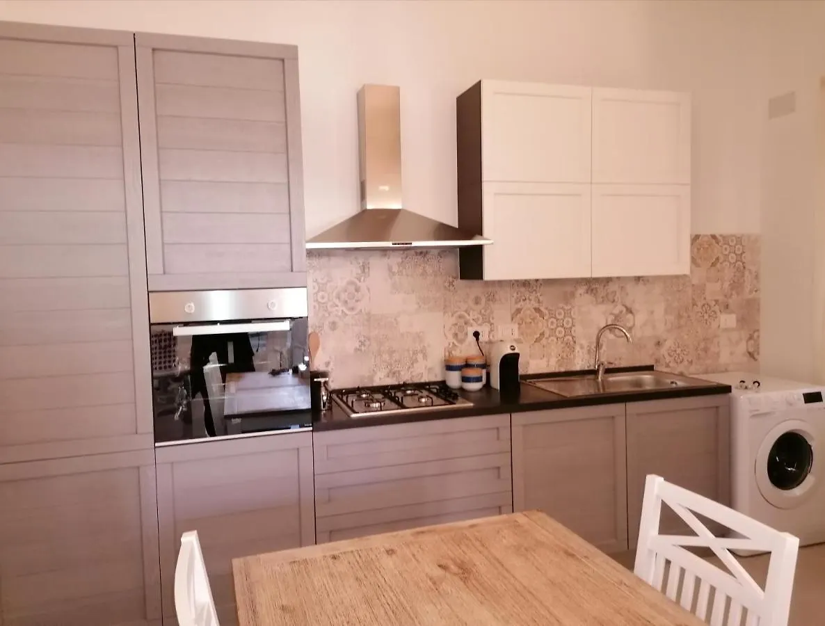 CASA VERDINA, nel cuore di Alghero 0*,  Italia